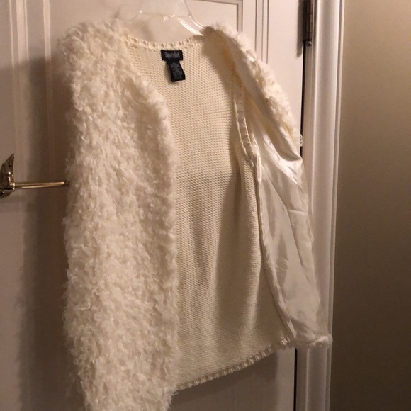 Off white vest brand new ! - Picture 3 of 4
